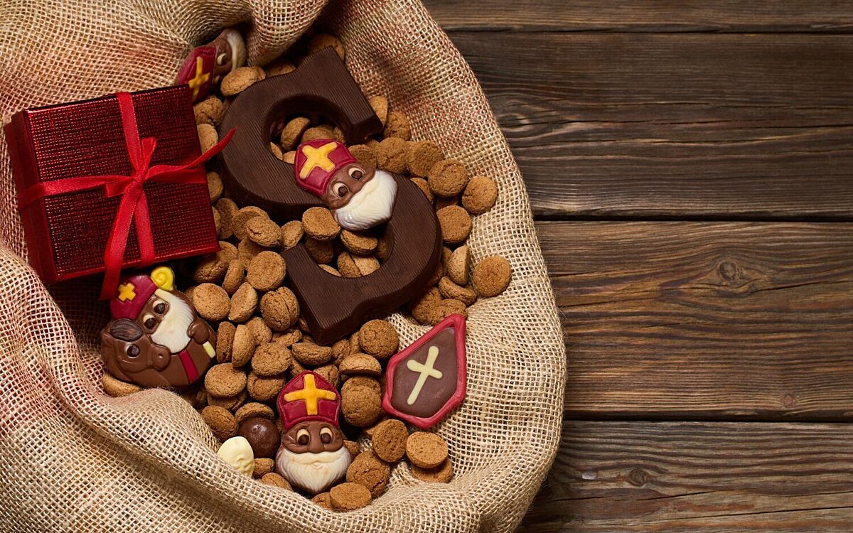 Zwarte Piet-woede terug van weggeweest: vlam slaat in de pan na 'kwetsend' artikel over traditionele piet