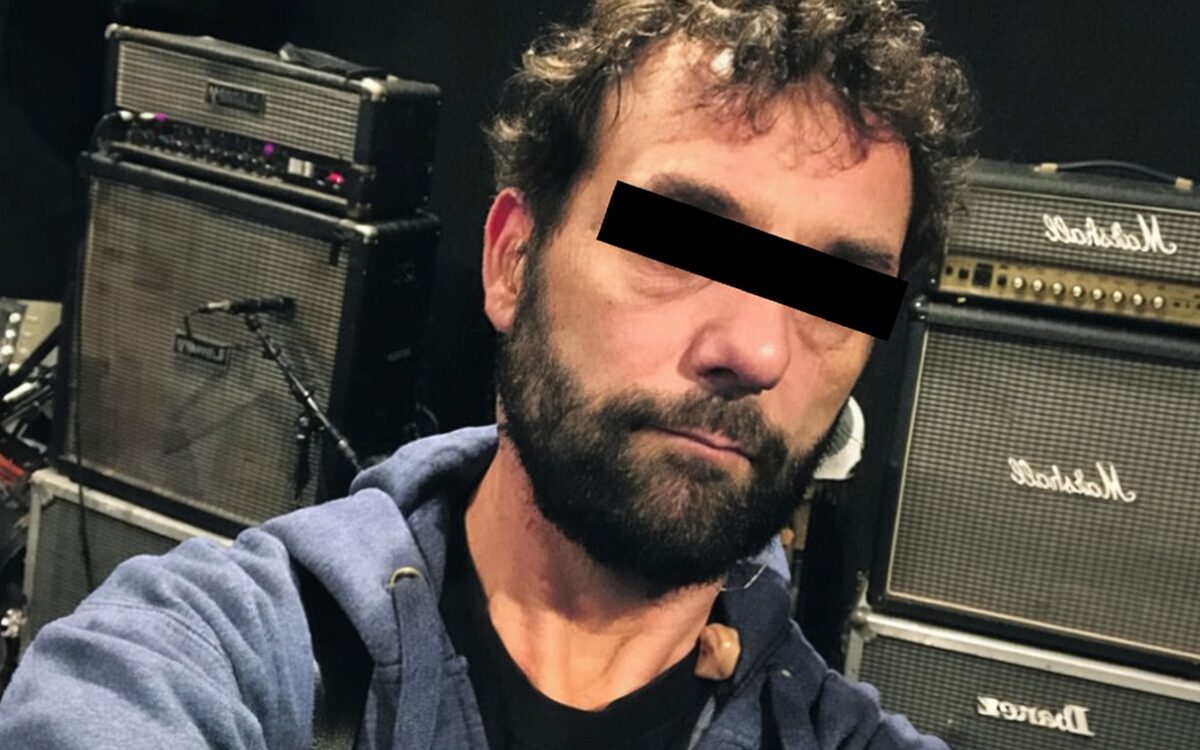 Vier jaar gevangenisstraf geëist tegen voormalige bassist van Heideroosjes voor kinderporno