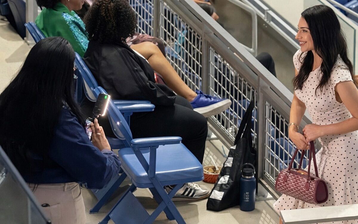 Influencers gedragen zich respectloos: scheidsrechter legt partij op US Open stil