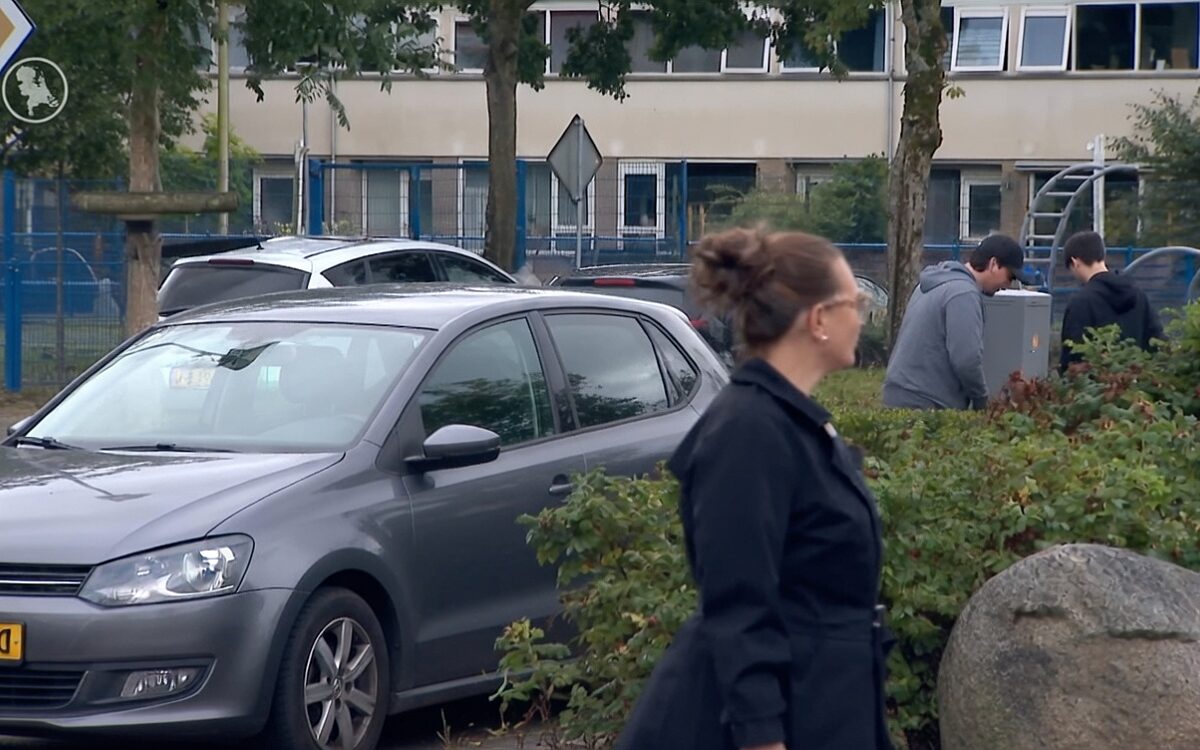 Angst voor jongeren in Asser wijk Pittelo: 'Blij als het regent'