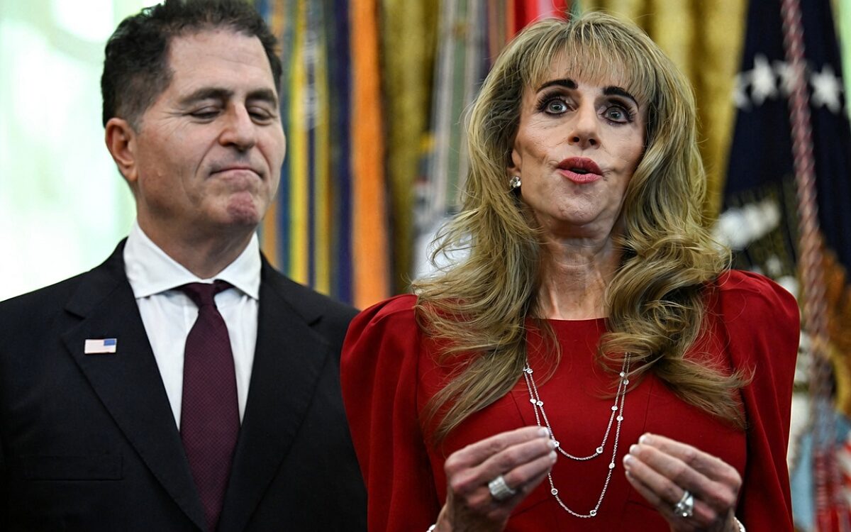 Susan Dell schenkt 6,25 miljard dollar, toch draait het online vooral om haar uiterlijk