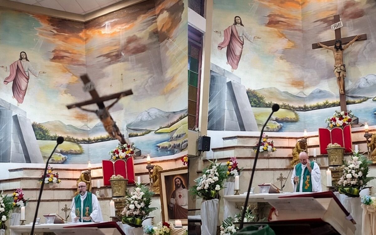 Schokkende beelden: kruisbeeld valt op priester, die direct overlijdt