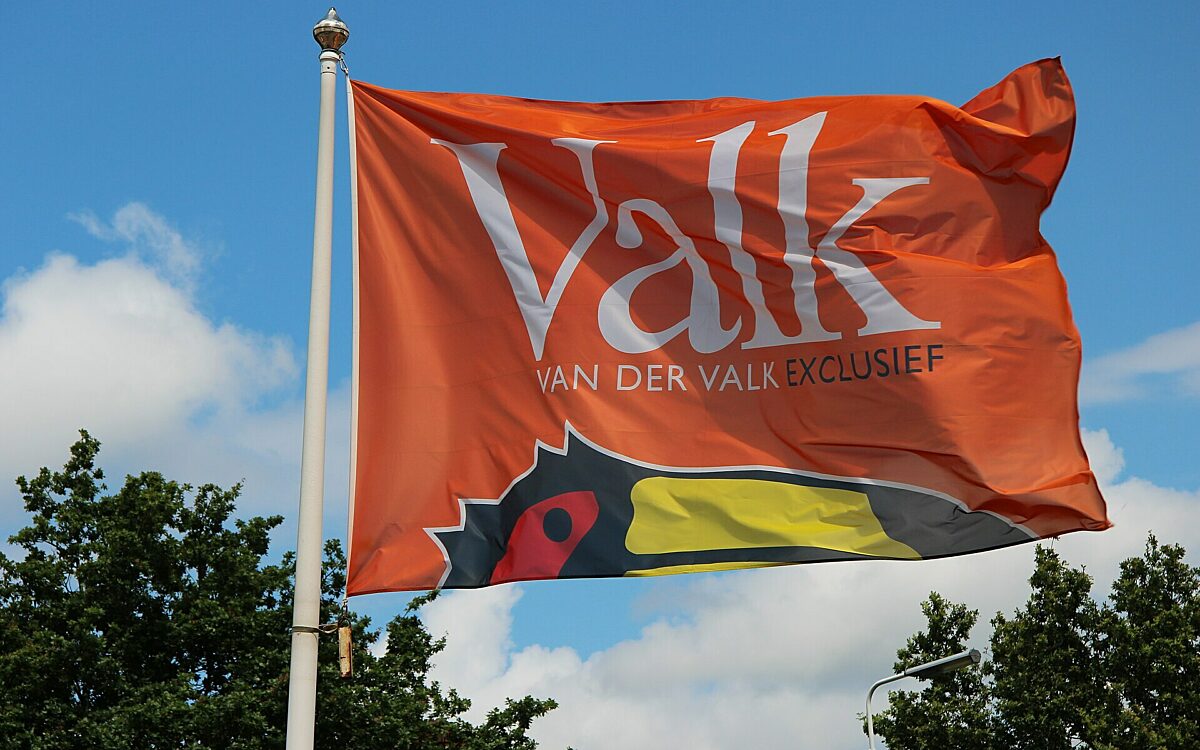 Opvang asielzoekers in hotels en vakantieparken kost Nederland 4,2 miljoen euro per week