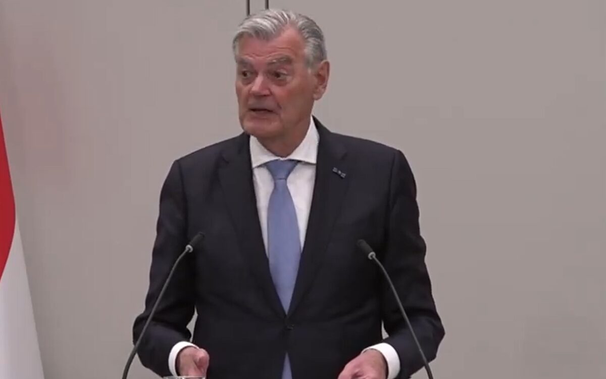Zien: Senator haalt uit naar Hans Vijlbrief (D66) vanwege 'arrogante' houding