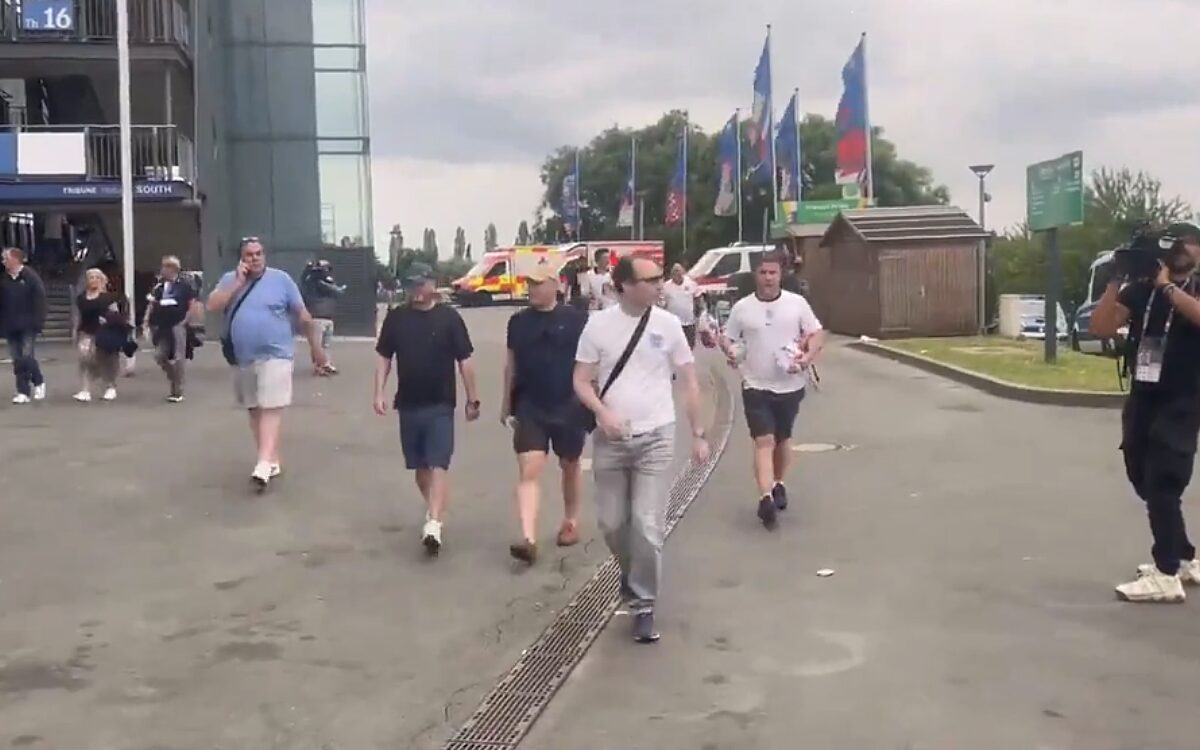 Engelse fans missen gelijkmaker van Engeland omdat ze al op weg naar huis waren