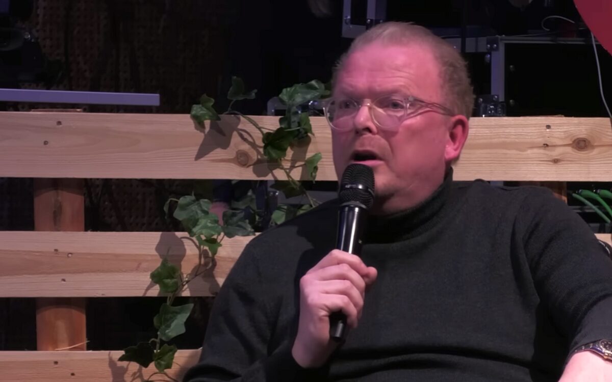 Jan Roos: ‘Media, onderwijs en rechtspraak hebben allemaal één bepaalde politieke kleur’