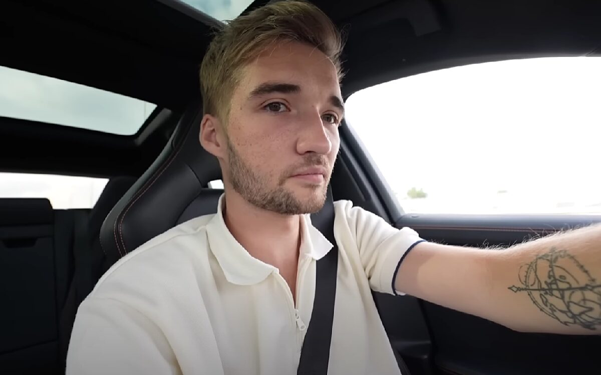Veilig Verkeer Nederland boos op vloggende verkeersaso Gio Latooy