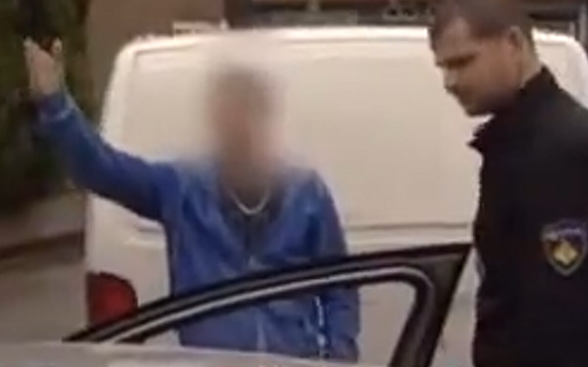Klassieker - hardwerkende Brabander aangehouden in Wegmisbruikers: ‘Gruwelijke pesthekel aan volk zoals jullie’