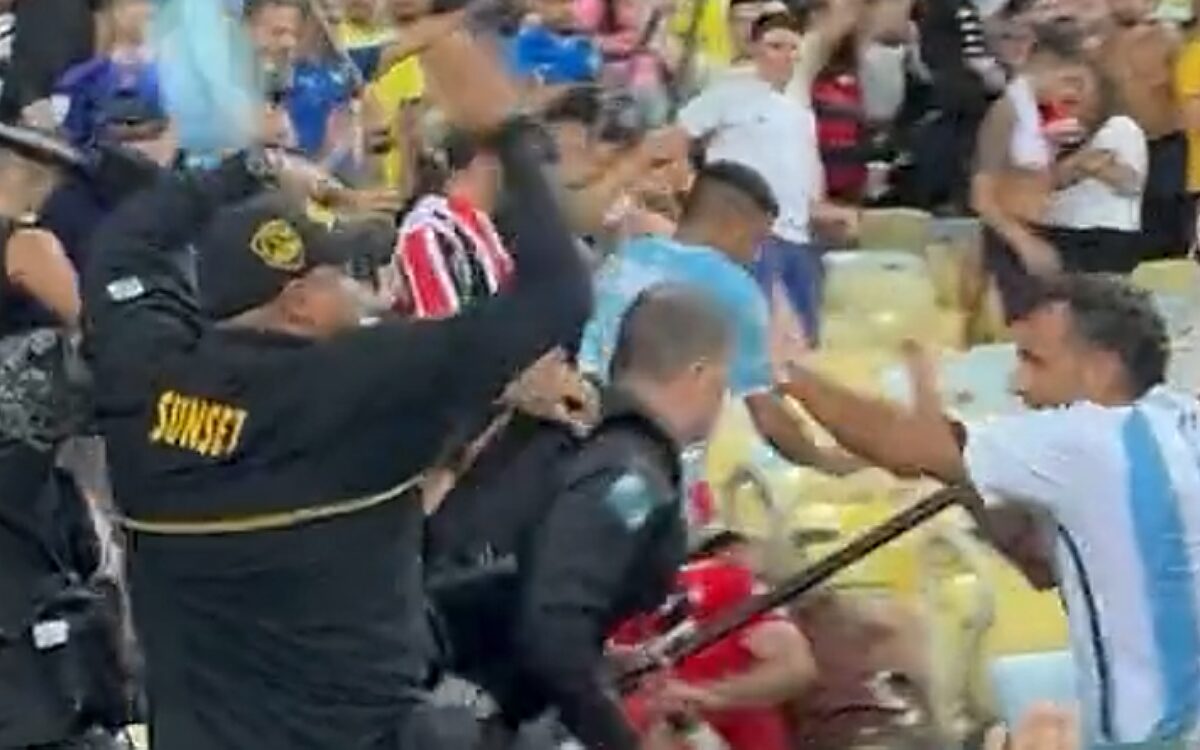 Brazilië-Argentinië ontspoort: heftige vechtpartij tussen fans en politie