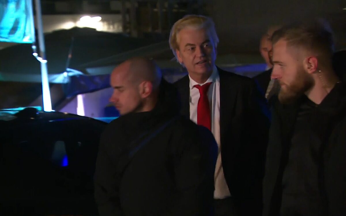 Terugkijken: Wilders brengt bezoek aan Kijkduin na ophef over asielzoekers