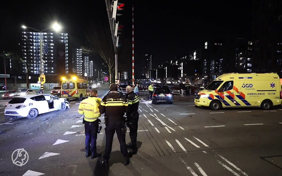 Video: Meerdere gewonden bij ernstig ongeluk in centrum Den Haag