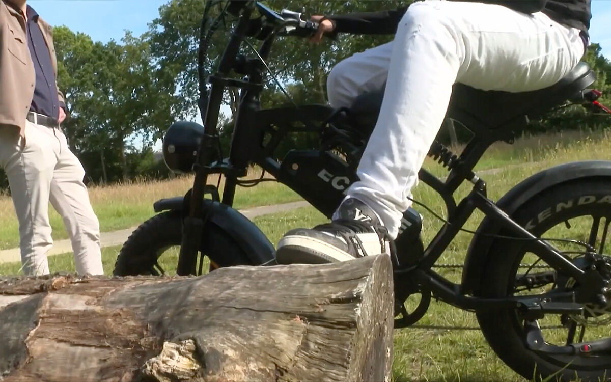 Fatbike-tuig uit Oostvoorne wederom in opspraak: meerdere auto's uitgebrand