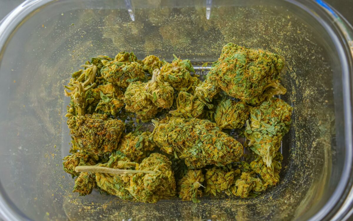 Duitse regering akkoord met beperkte legalisering cannabis