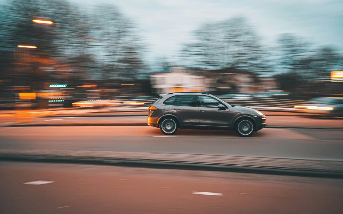 Je eerste autoverzekering afsluiten? Dit moet je weten!