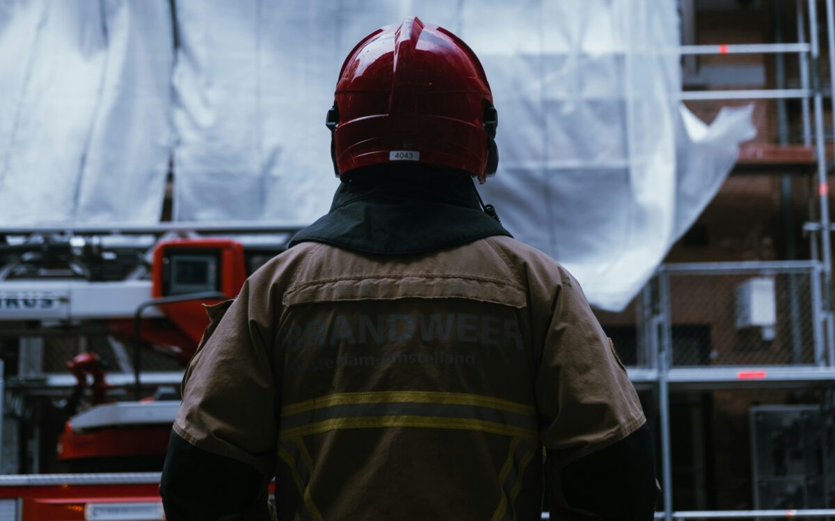 Video: Gewonde bij uitslaande brand in Kloetinge
