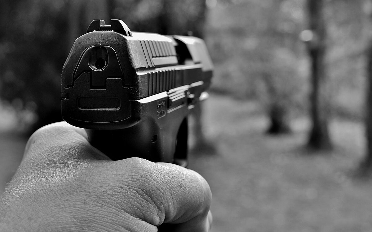 Politieagent die per ongeluk arrestant doodschoot in Waalwijk krijgt geen straf