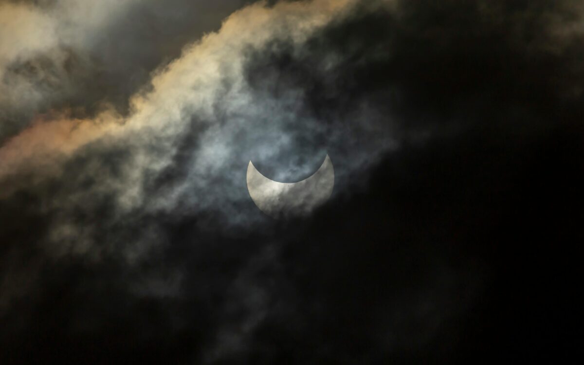 Experts: haal genoeg voorraad in huis voor de volgende zonsverduistering