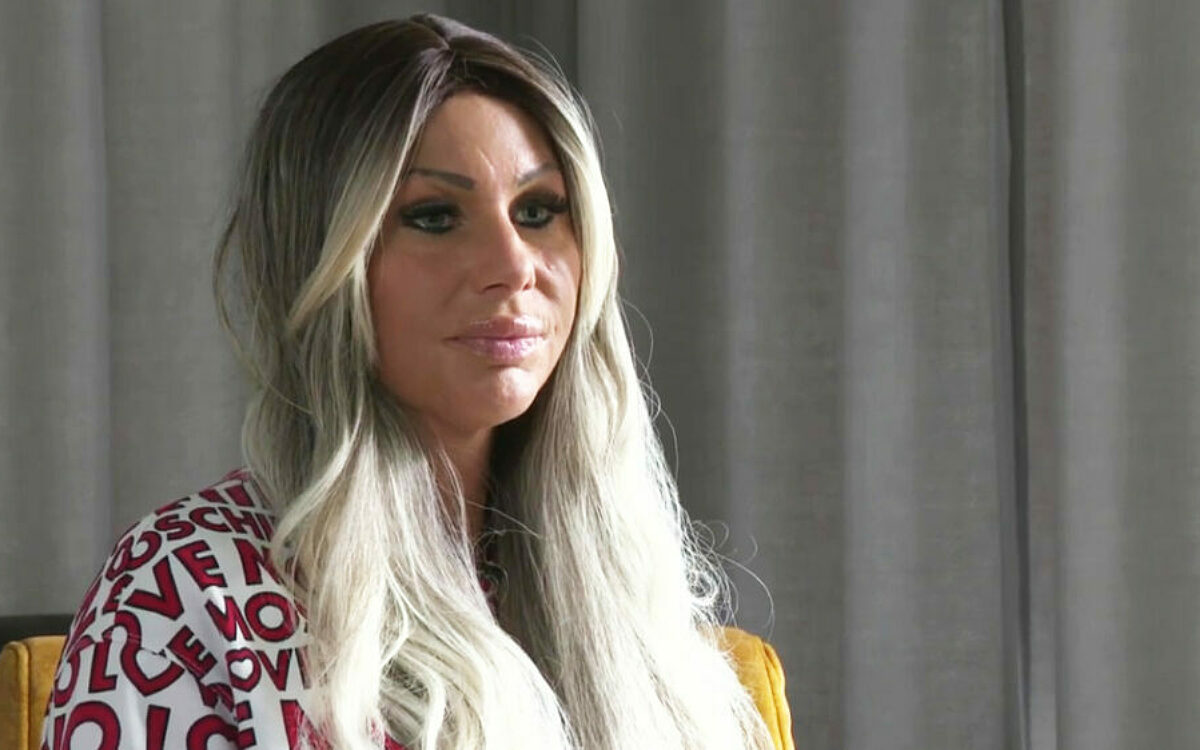 Barbie zit ondergedoken en deelt hartverscheurend verhaal: ‘Ik had geen leven meer!’