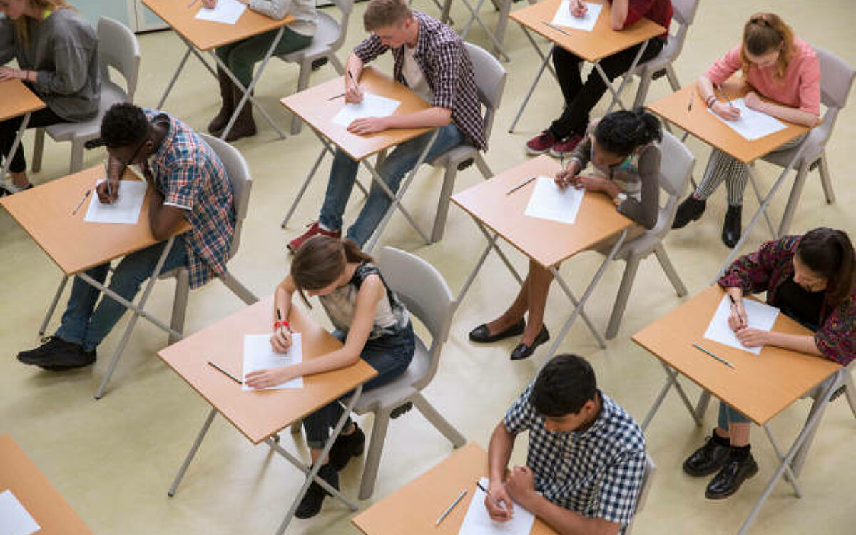 Laatste loodjes voor eindexamenkandidaten, LAKS ontvangt bijna 300.000 klachten