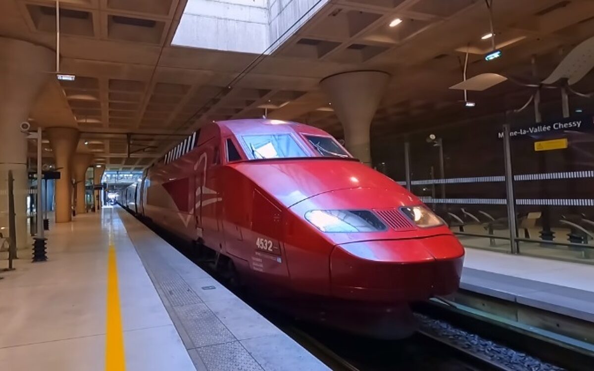 Bovenleiding valt op Thalys bij Rotterdam, 260 mensen uit trein bevrijd