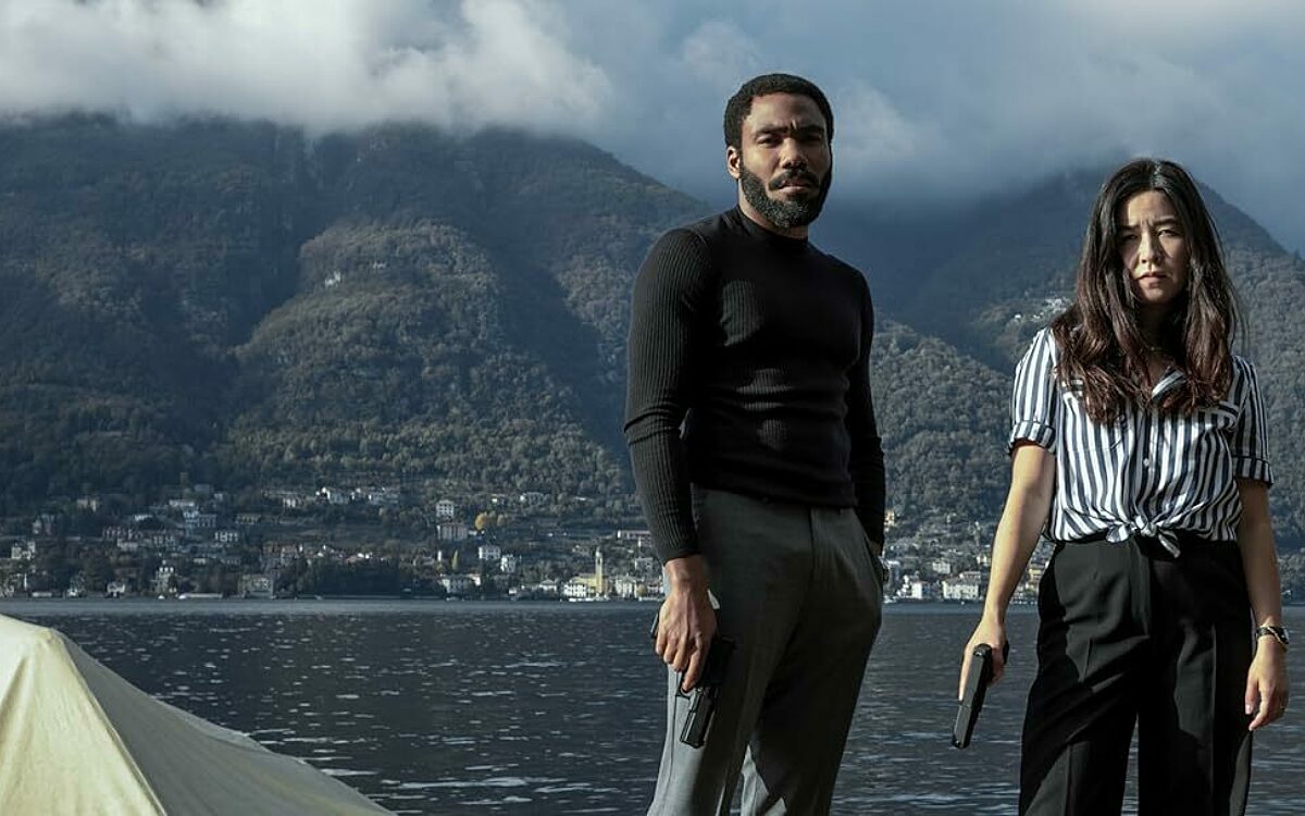 Spionnen Mr. & Mrs. Smith iets te overtuigend in nieuwe Prime-serie