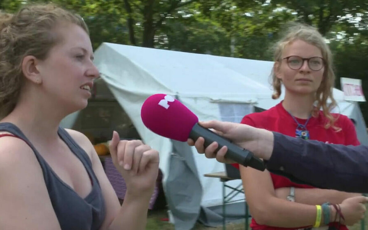 Bewoners van Pernis zijn boos op gemeente over toestemming voor Extinction Rebellion protestcamping
