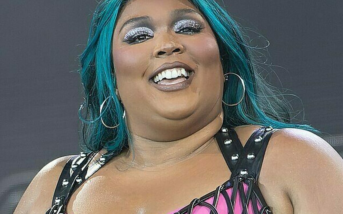 Zangeres Lizzo zegt dat ze stopt vanwege online haat