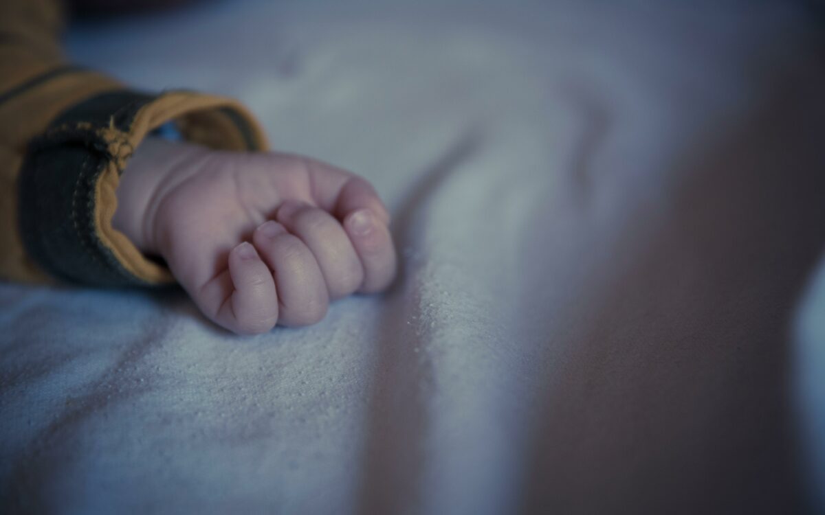 Baby levend gevonden in afvalcontainer in Franse stad Rennes