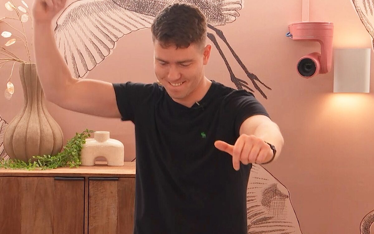 Ondertussen in Lang Leve de Liefde: Tom houdt van een potje beuken