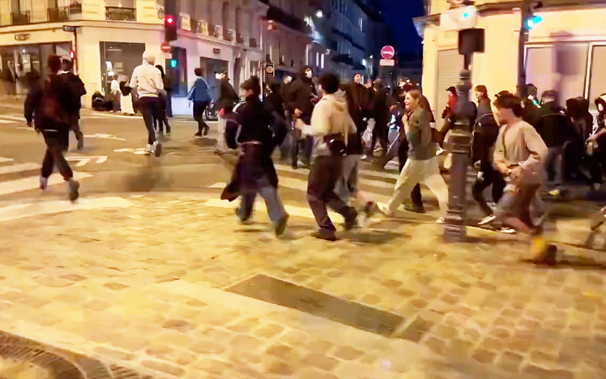 Fransen massaal de straat op tegen extreemrechts, rellen in Parijs en Lyon