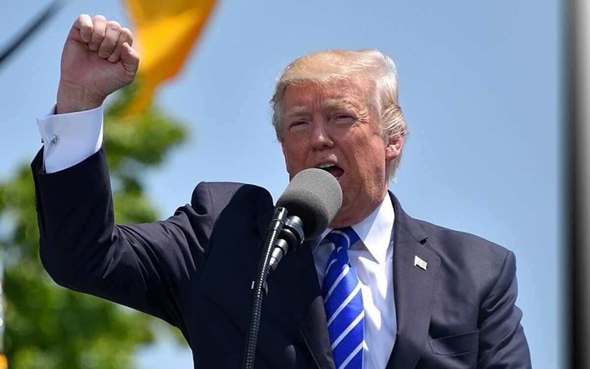 Donald Trump slaat slag op Super Tuesday