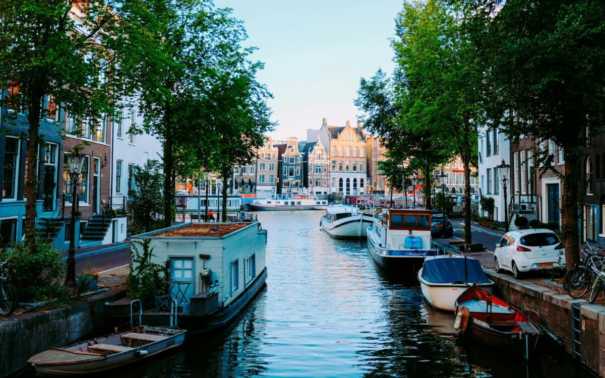 Meteorologische lente vandaag van start (met regen)