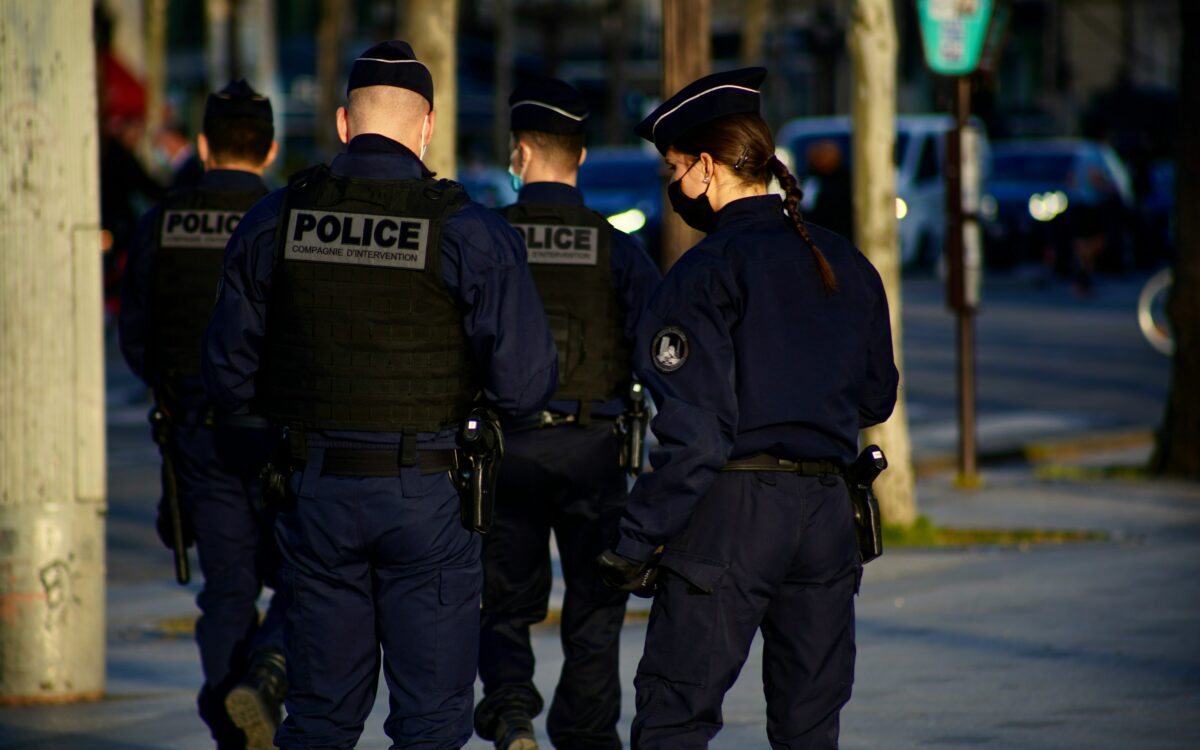 Nice voert avondklok in voor kinderen