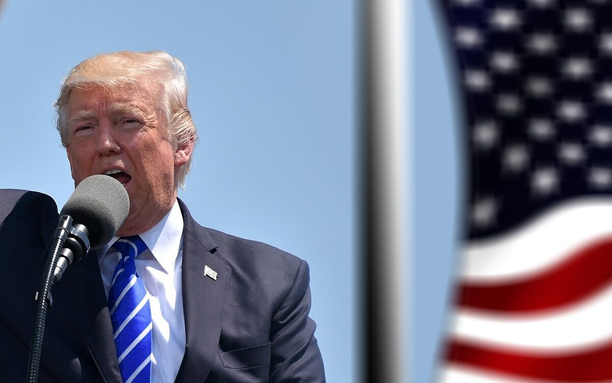 VIDEO: Rudy Giuliani wil aanklager aanklagen voor aanklacht tegen Donald Trump'