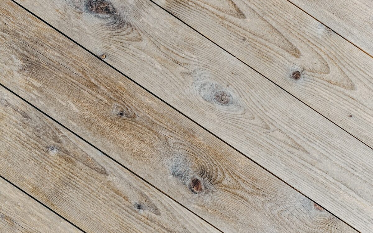 Waarom zou je een houten vloer laten renoveren?