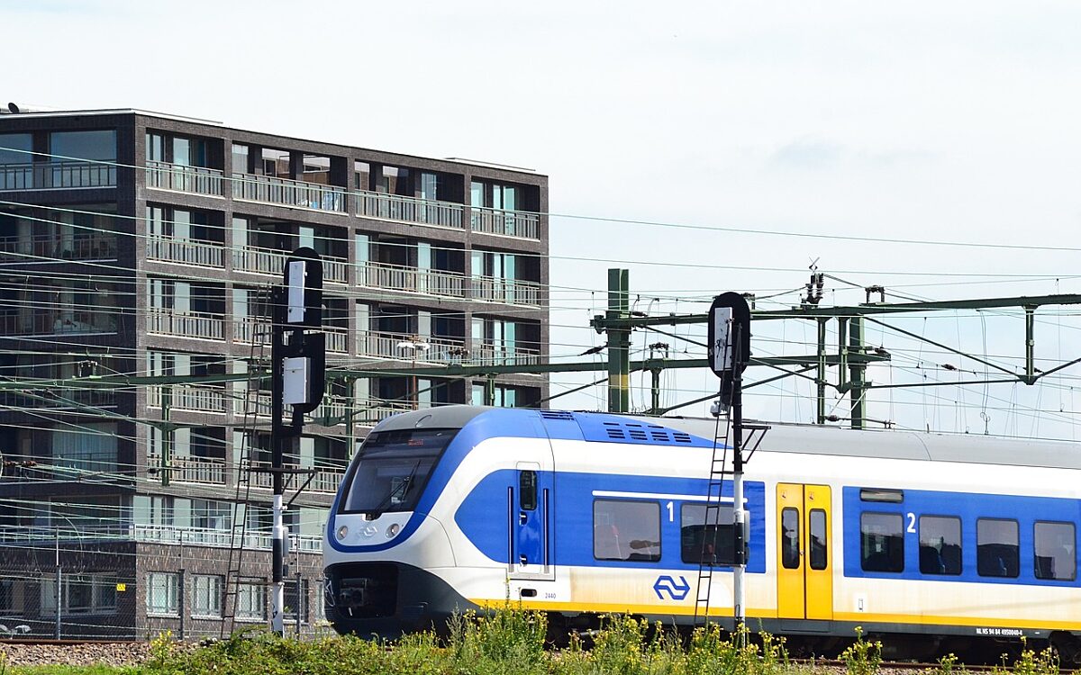 Dieprode cijfers voor NS: 'Reizen volgend jaar 10% duurder'