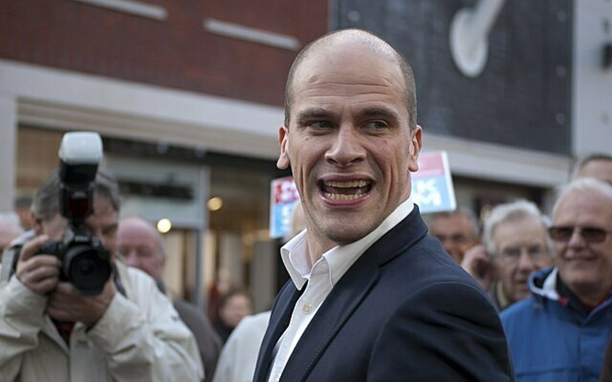 Voormalig Greenpeace-activist Diederik Samson (PvdA) vertrekt naar top Gasunie