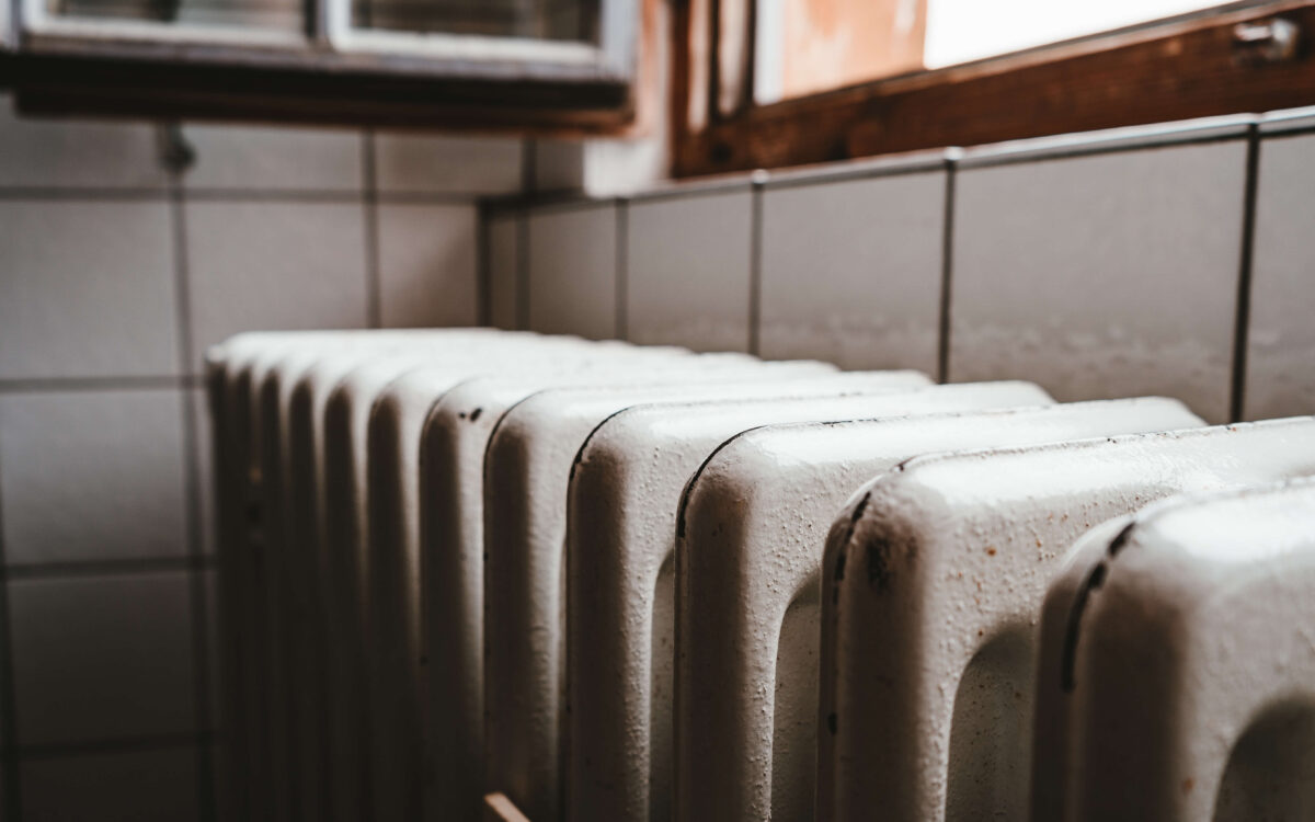 Stel dood gevonden in huis met verwarming op 500 graden