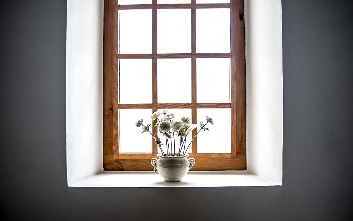 Het belang van onderhoud voor houten binnenkozijnen