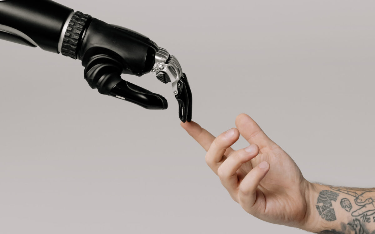 Musk: Dankzij AI heeft niemand straks nog een baan