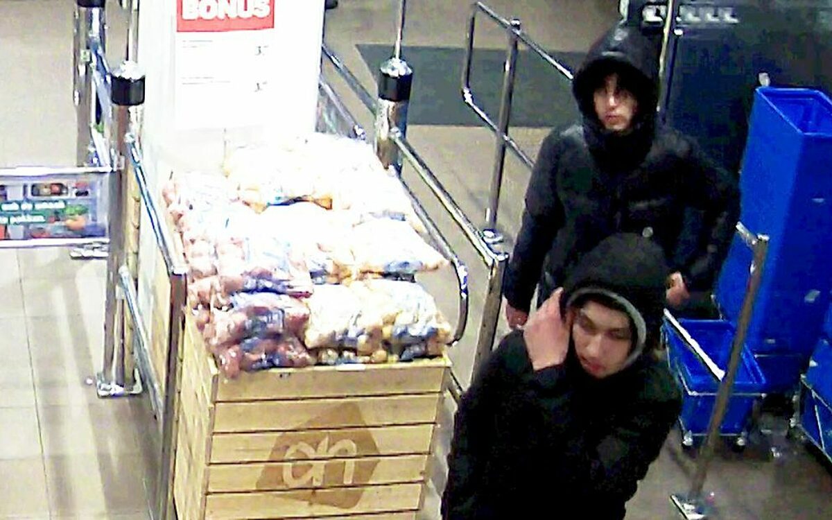 Zoek! Straatrovers volgen vrouw (28) vanaf supermarkt en stelen haar tas