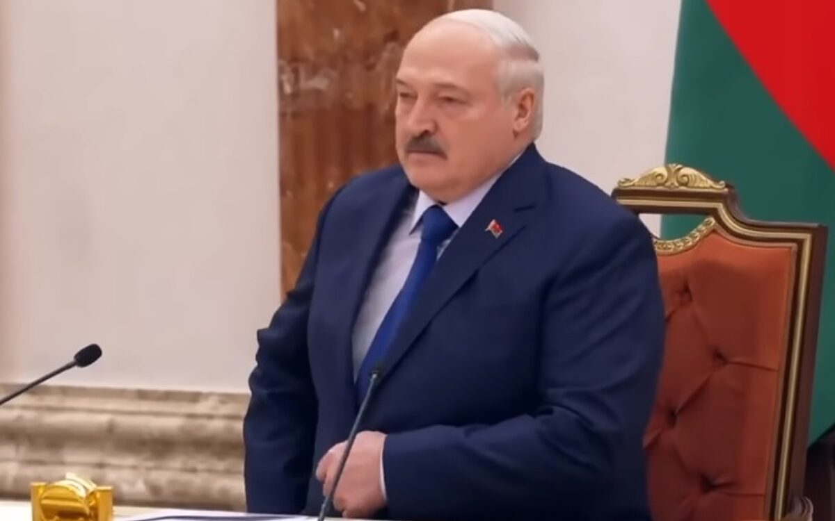 Belarussische dictator Loekasjenko geeft zichzelf eeuwige immuniteit