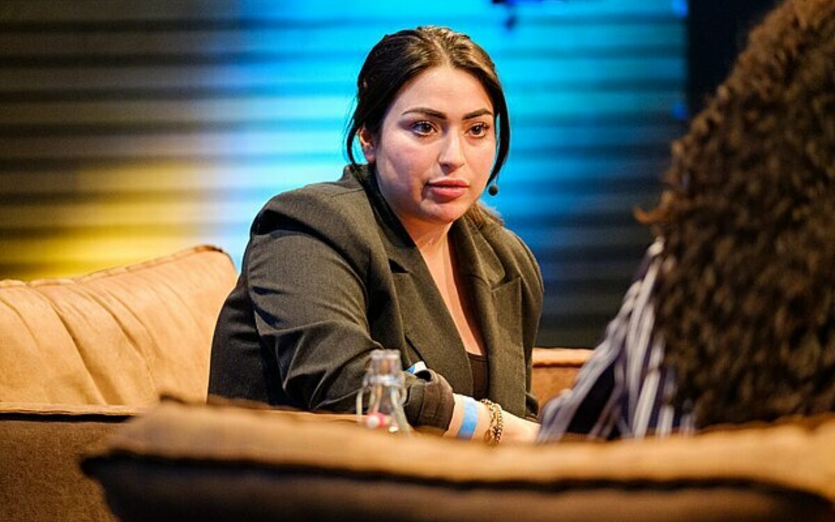 Lale Gül openbaart doodsbedreiging die ze in haar DM ontving: 'Ik ga je familie verkrachten en jij moet toekijken'