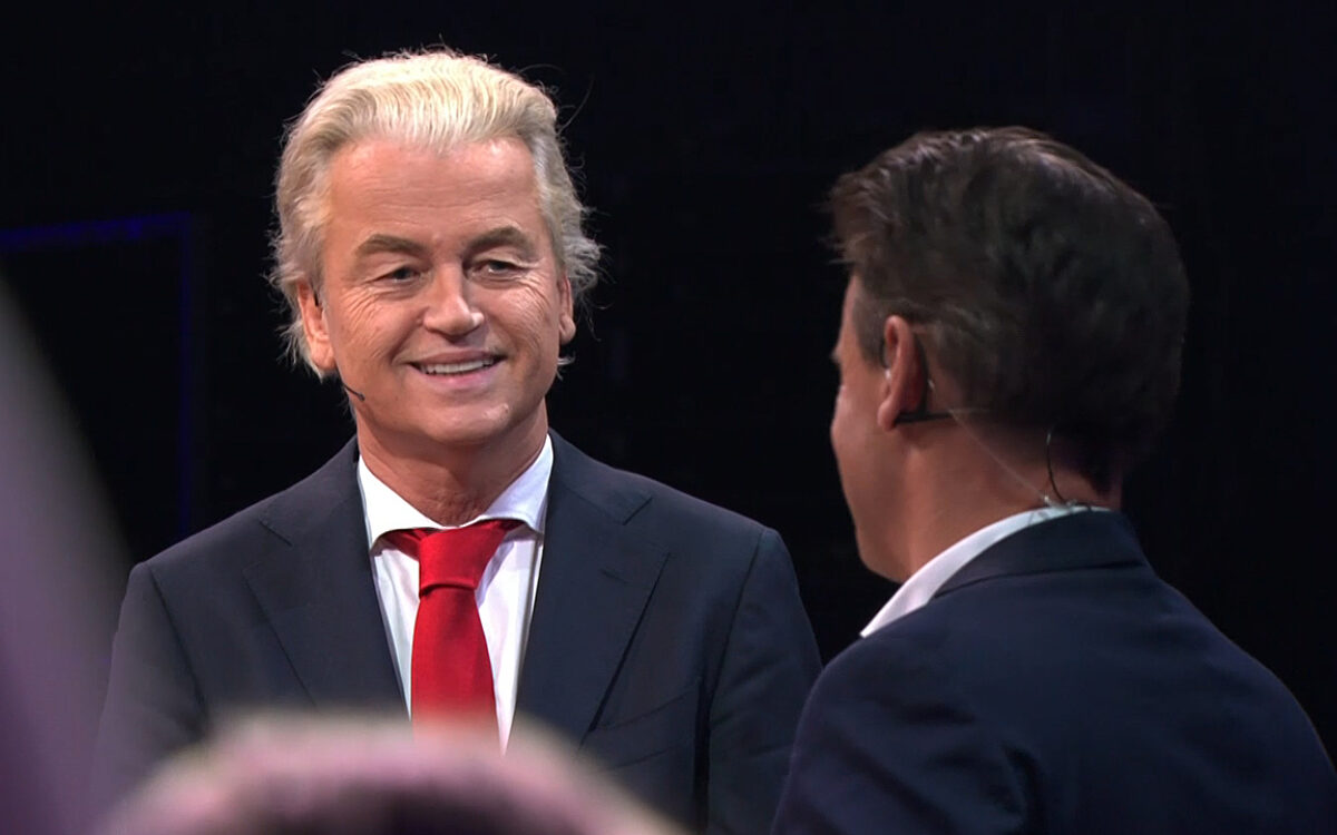 PVV haalt 48 zetels in peiling De Hond