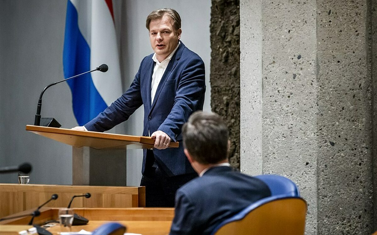Boek Omtzigt na 2,5 jaar nummer 1 op bestsellerlijst