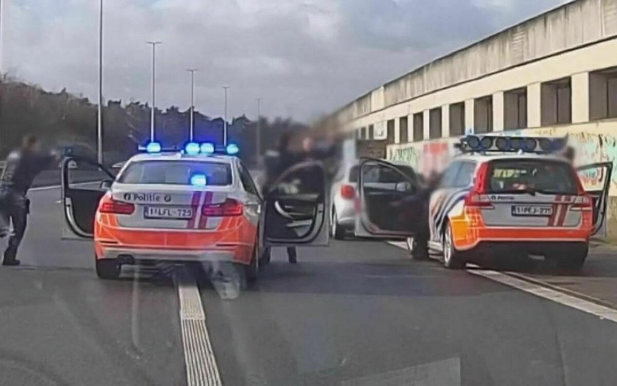 Man vlucht na doodsteken ex-vriendin in Delft, wilde achtervolging volgt