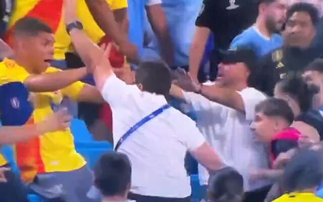 Zien: Liverpool-ster Darwin Núñez in gevecht met Colombiaanse fans na uitschakeling Copa America