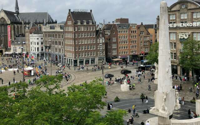 ‘Signalen’ voor verstoring Dodenherdenking, Amsterdam neemt extra maatregelen